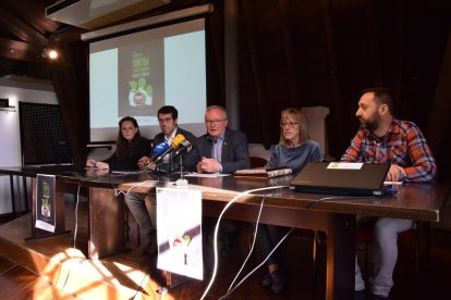 El plan contra el ‘bullying’ fuera de las aulas en el Alt Urgell se presentó ayer en La Seu. 