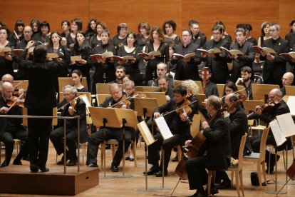 La Simfònica del Vallès, ayer en el Auditori dirigida por Xavier Puig.