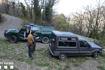 Denunciado tras ser sorprendido practicando escalada en Senterada