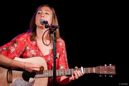 La cantant i guitarrista Lynne Martin, avui al Cafè del Teatre amb el seu primer disc en solitari.