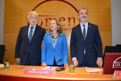 Sánchez-Llibre, Calviño y Collboni, ayer, en un acto de Foment.