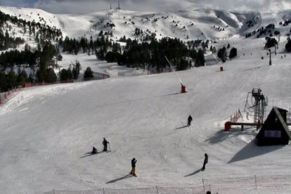 Les pistes de Port Ainé ahir després del temporal de dissabte.