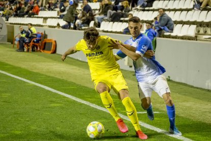 Xemi, en el momento en el que mandaba un potente obús para marcar el 2-0.