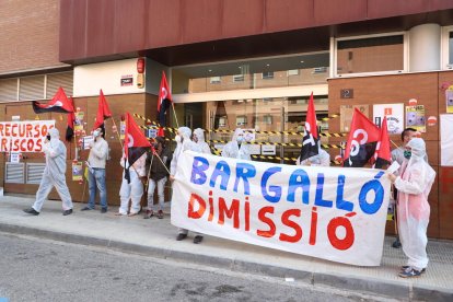 Concentració als serveis territorials d’Educació.