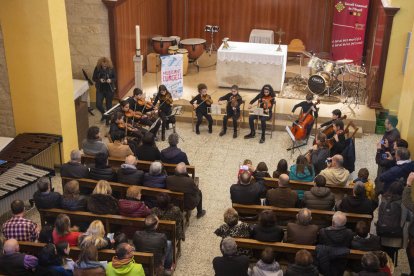 El público llenó hasta la bandera la iglesia de la Transfiguració de Rocafort de Vallbona.