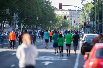 Aglomeracions ahir en zones per als vianants de Madrid.