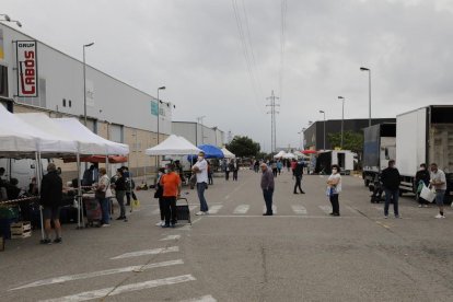 Reobre el mercat de Torrefarrera amb trenta parades d’alimentació