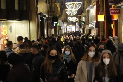 El Eix Comercial de Lleida el pasado lunes, cuando ya no había confinamiento municipal.