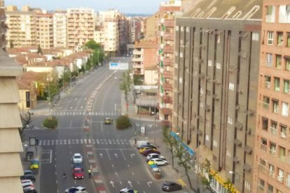 Control policial ahir a Lleida per vigilar els desplaçaments.