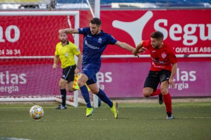 L’Atlètic Lleida va aconseguir la primera victòria de la temporada al derbi lleidatà amb l’Alcarràs.