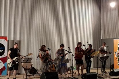 El grupo Ksonronda actuó el martes en el marco del ciclo ‘Música i tapes’.