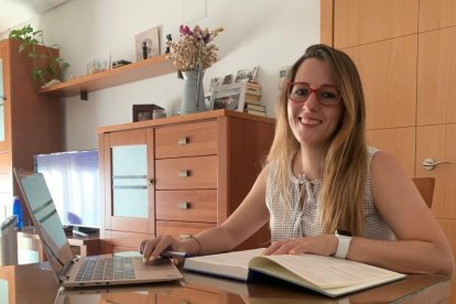 La doctora de la Universitat de Còrdova, Irina Torres, guanyadora del 4t Premi de la Càtedra AgroBank de la UdL.