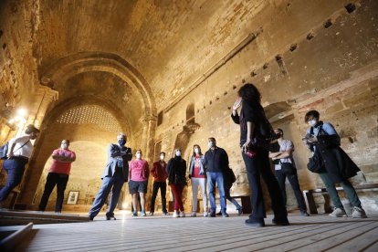 Ruta pels carrers de l’antic call de Tàrrega, amb recital de poesia.