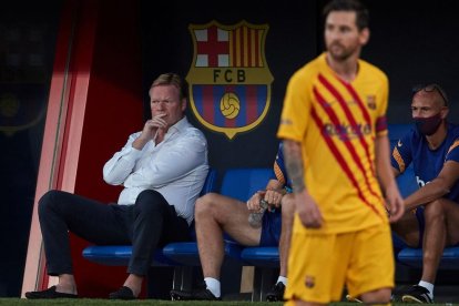 Ronald Koeman puso a Messi de titular en su primer partido al frente del Barça.