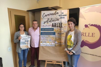 La presentación de la caminata, ayer en Lleida. 