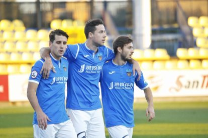 El Lleida pierde en el campo del líder