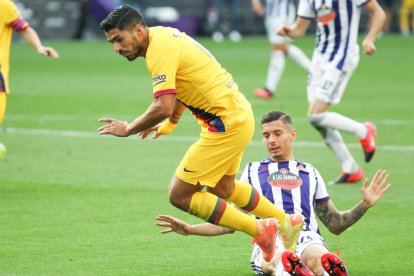 Arturo Vidal celebra su gol junto a sus compañeros.