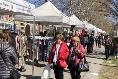 El mercat de rebaixes que es va celebrar diumenge.