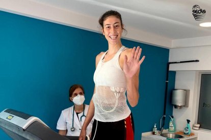 Serena-Lynn Geldof y Gala Mestres fueron las primeras jugadoras en pasar la revisión médica.