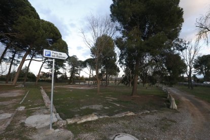 El parque de Les Basses está en desuso desde el año 2003.