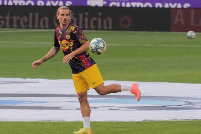 Griezmann, durante el calentamiento en Valladolid.