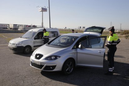 Imatge d’arxiu d’un control policial de trànsit.