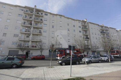 L'incendi va afectar un pis d'aquest bloc del carrer Valls d'Andorra.