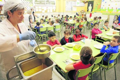 Imagen de archivo del comedor del colegio Joan Maragall de Lleida.