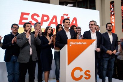 Albert Rivera dimiteix com a president de Cs després de la desfeta electoral del 10N