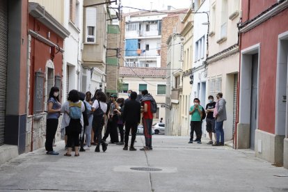 Un instant de l’intent de desallotjament d’okupes al carrer Anoia.