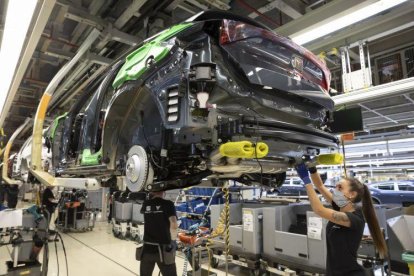 El primer vehicle desenvolupat per a la marca arribarà al mercat en la versió de 310 CV.