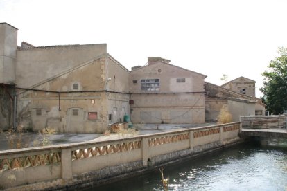 Las instalaciones de la fábrica antes del derribo.