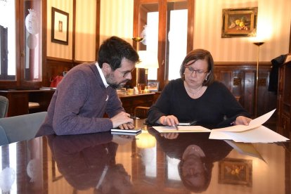 Albert Batalla, ahir amb la presidenta Rosa Maria Perelló.