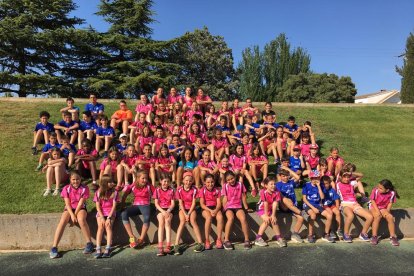 Un grupo de atletas de la Escola del Lleida UA, en una imagen de la pasada temporada.