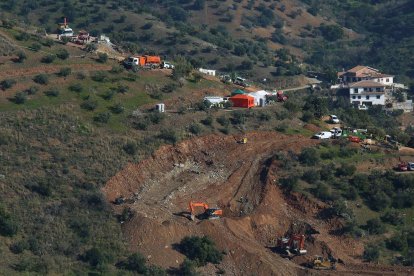 Els treballs per buscar Julen se centren en un túnel paral·lel