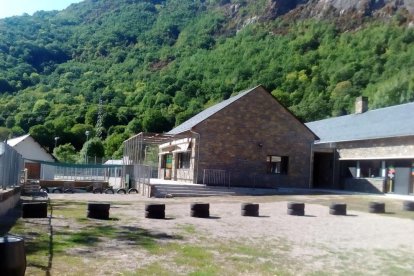 L'escola Vall de Boí, que avui sí que rebrà els nens