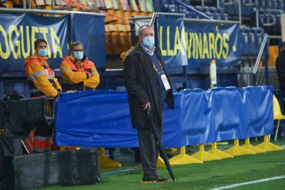 Fernando Roig, presidente del Villarreal, en el estadio del club.