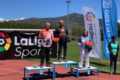 Plata para José Gómez en el GP de Sabiñánigo de tiro con arco