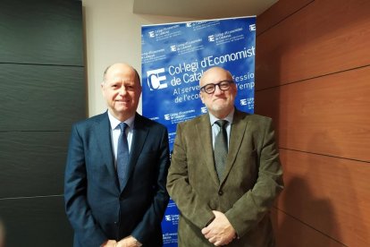 Joan Turmo y Eduardo Enrech, ayer, momentos antes de comenzar la jornada. 