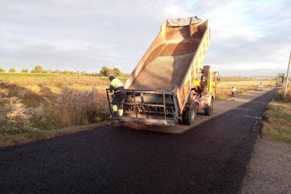 La pavimentación de caminos. 