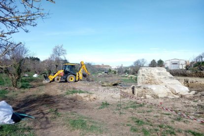 Trabajos en la ribera del río Gorgs en L’Albi. 