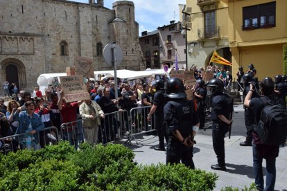 Un momento de la concentración contra el acto de Vox.