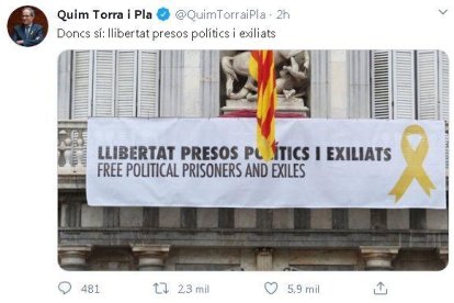 Torra publica la foto de la pancarta pels presos de l'1-O abans de la vista al Suprem