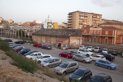 La nova estació d’autobusos serà al costat de la de trens.