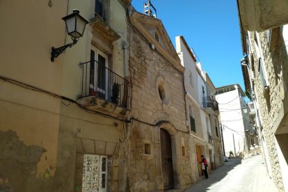 El carrer Hospital, al centre històric de les Borges.