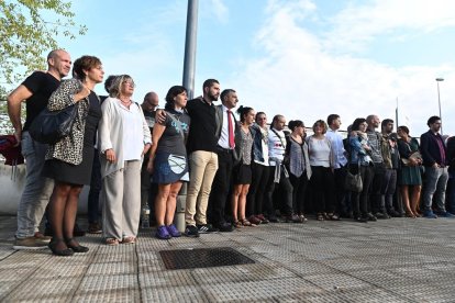 Els lletrats del ‘front de presons d’ETA’ que van anar ahir a l’Audiència Nacional per ser jutjats.