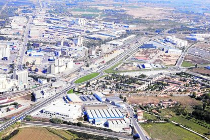 Imagen aérea del polígono industrial El Segre. 