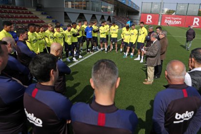 La plantilla barcelonista recibió instrucciones para actuar ante el coronavirus.