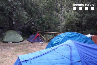 Els Agents Rurals aixequen una vintena de denúncies per pernoctar al parc nacional d'Aigüestortes