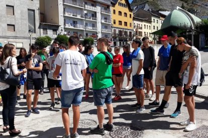 Els participants al camp de treball de la Ribagorça.